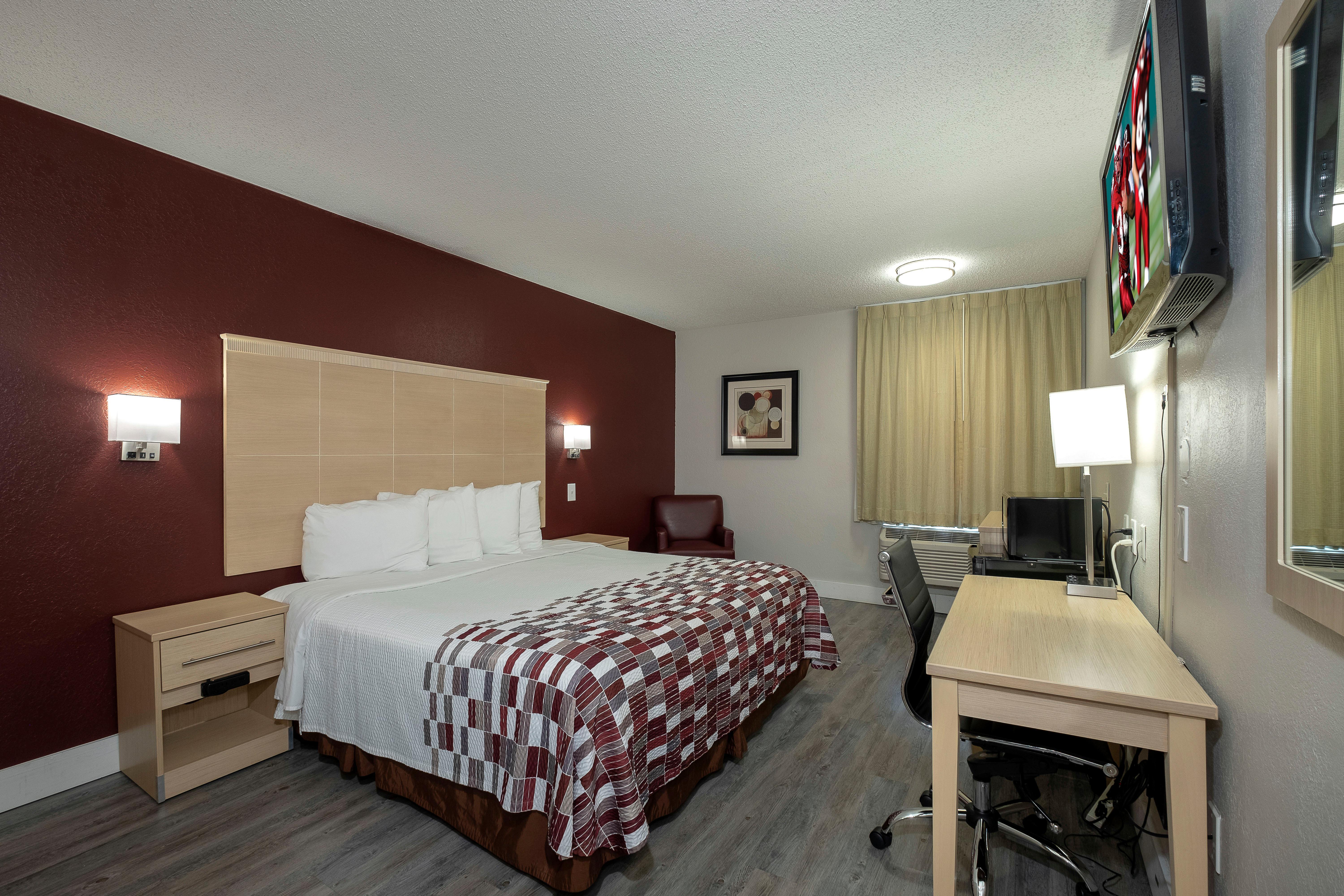 Red Roof Inn Raleigh North-Crabtree Mall-Lenovo Center Екстериор снимка