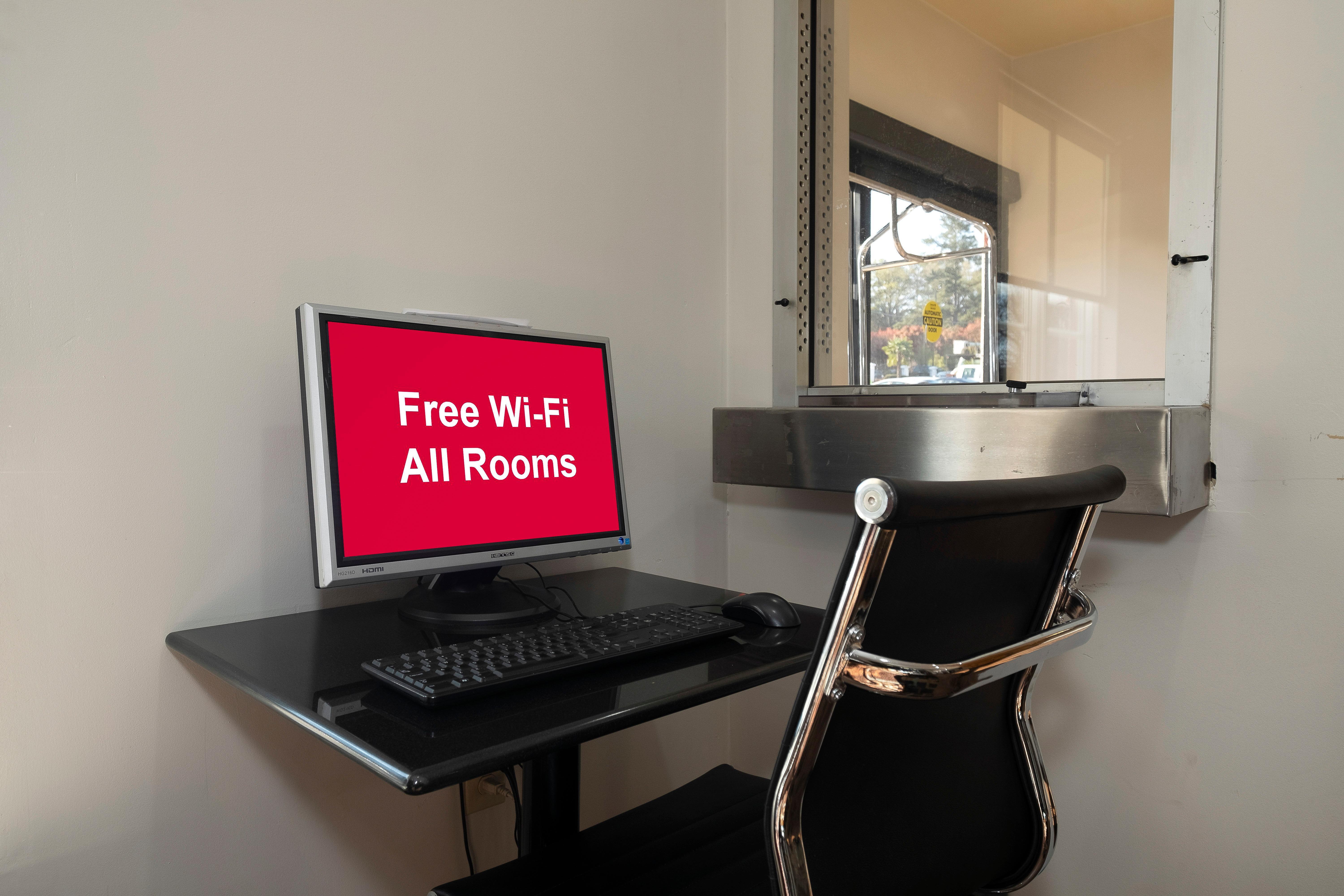 Red Roof Inn Raleigh North-Crabtree Mall-Lenovo Center Екстериор снимка