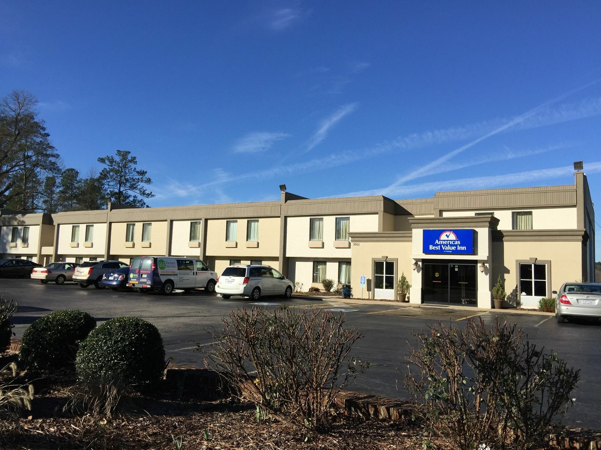 Red Roof Inn Raleigh North-Crabtree Mall-Lenovo Center Екстериор снимка